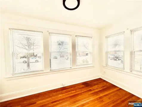 419 Lake Avenue Lyndhurst NJ 07071