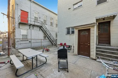 48 Atlantic Street Elizabeth NJ 07206