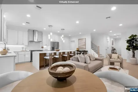 21 Fey Place Oradell NJ 07649