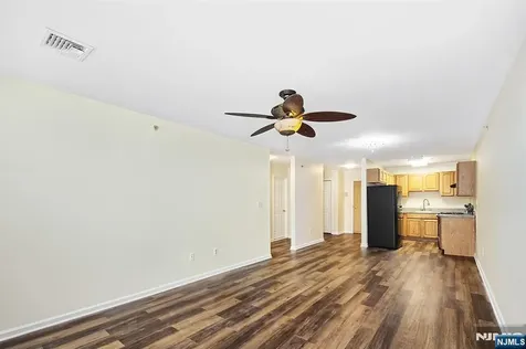 9 Madison Avenue Paterson NJ 07524