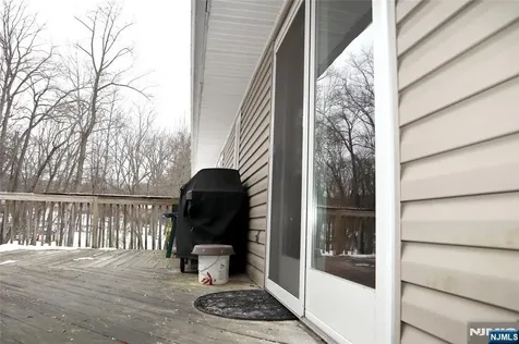 97 Squaw Brook Road North Haledon NJ 07508