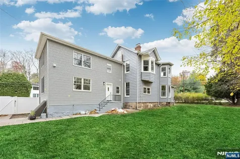 684 Closter Dock Road Closter NJ 07624