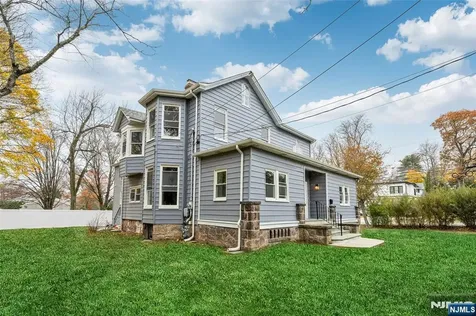 684 Closter Dock Road Closter NJ 07624