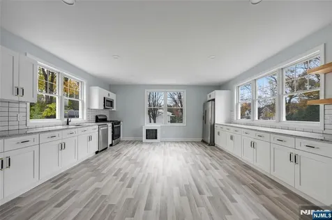 684 Closter Dock Road Closter NJ 07624