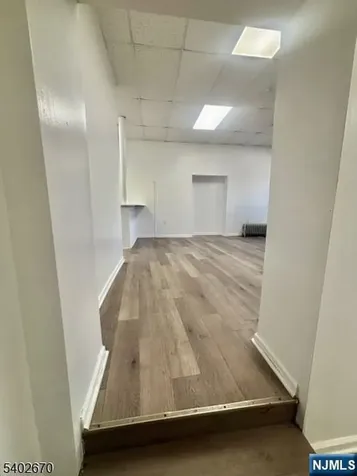402 Hawthorne Avenue Newark NJ 07112