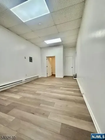 402 Hawthorne Avenue Newark NJ 07112
