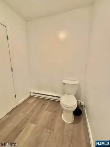 402 Hawthorne Avenue Newark NJ 07112