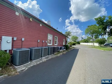 2085 Burnt Mills Bedminster NJ 07921