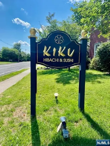 2085 Burnt Mills Bedminster NJ 07921