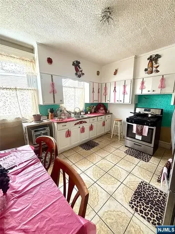 723 Stuyvesant Avenue Irvington NJ 07111