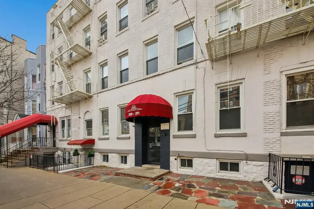 209-211 48th Street Union City NJ 07087