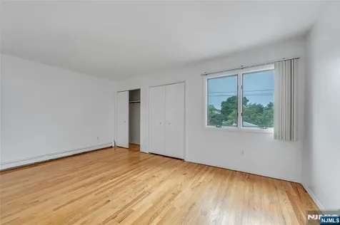 2410 3rd Street Fort Lee NJ 07024