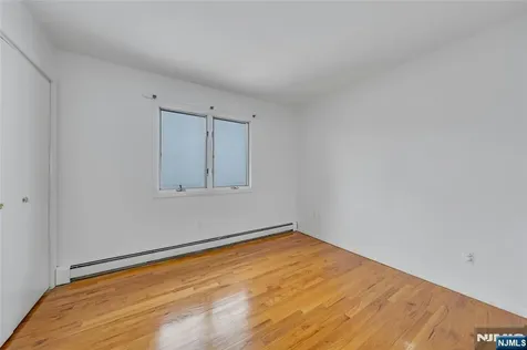 2410 3rd Street Fort Lee NJ 07024
