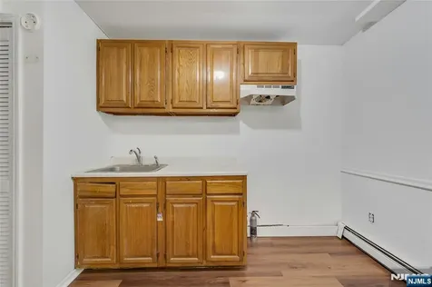 2410 3rd Street Fort Lee NJ 07024