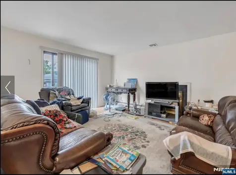2410 3rd Street Fort Lee NJ 07024