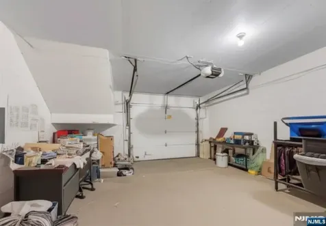 2410 3rd Street Fort Lee NJ 07024