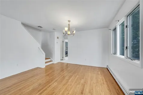 2410 3rd Street Fort Lee NJ 07024
