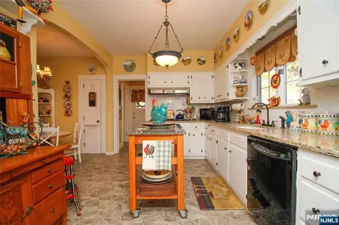 301 3rd Street Clifton NJ 07011