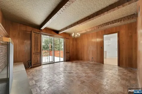 229 Allison Court Englewood NJ 07631