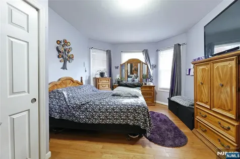 119 Ridgewood Avenue Newark NJ 07108