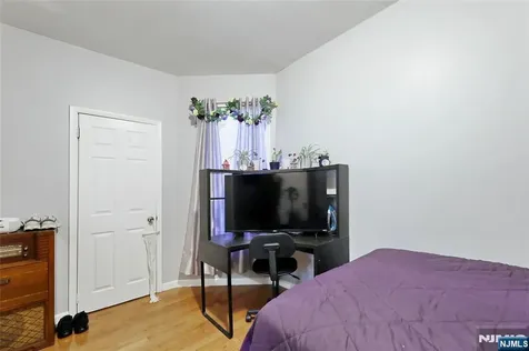 119 Ridgewood Avenue Newark NJ 07108