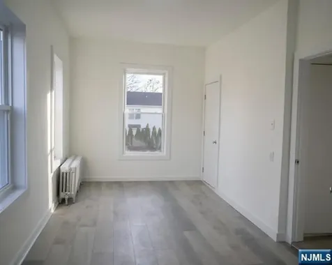 66 Boulevard New Milford NJ 07646