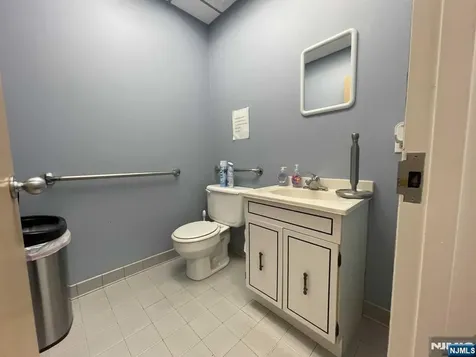 348 Broad Avenue Leonia NJ 07605