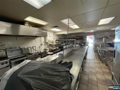 346 Broad Avenue Leonia NJ 07605