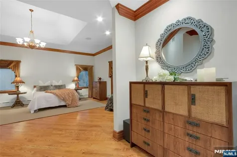 7 Finn Court Mahwah NJ 07430