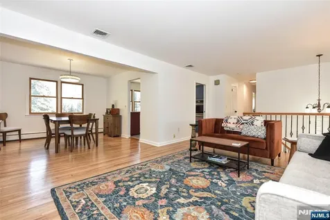 254 Godwin Avenue Wyckoff NJ 07481