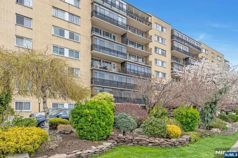 2185 Lemoine Avenue Fort Lee NJ 07024