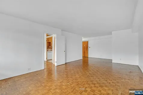 2185 Lemoine Avenue Fort Lee NJ 07024
