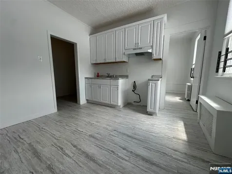 526 Valley Brook Avenue Lyndhurst NJ 07071