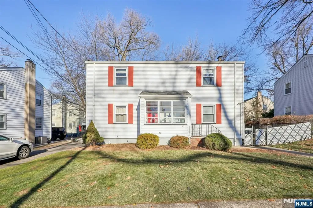 73 Horton Avenue Hawthorne NJ 07506