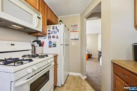 73 Horton Avenue Hawthorne NJ 07506