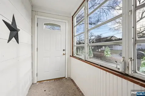 73 Horton Avenue Hawthorne NJ 07506