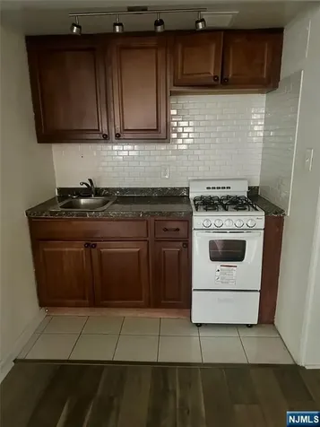 3001 Edwin Avenue Fort Lee NJ 07024