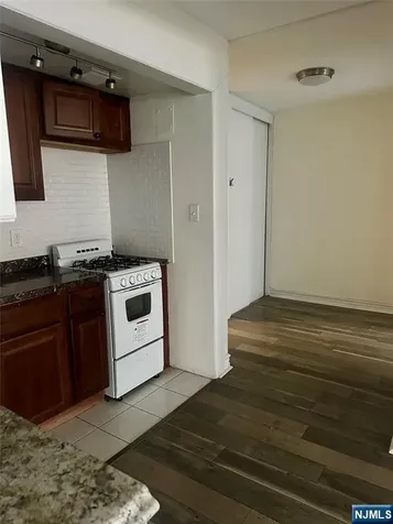 3001 Edwin Avenue Fort Lee NJ 07024