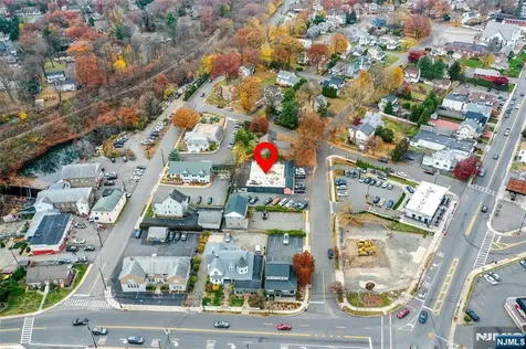 21 Van Blarcom Midland Park NJ 07432