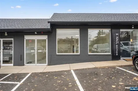 21 Van Blarcom Midland Park NJ 07432