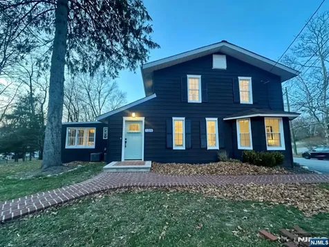 109 Franklin Avenue Oakland NJ 07436