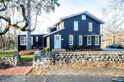 109 Franklin Avenue Oakland NJ 07436