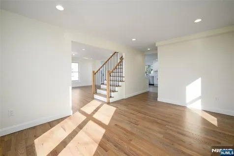 96 South Parkway Clifton NJ 07014