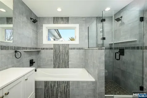 96 South Parkway Clifton NJ 07014