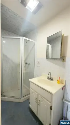 327 53rd Street West New York NJ 07093