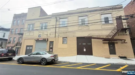 327 53rd Street West New York NJ 07093
