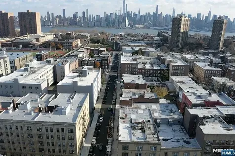 327 53rd Street West New York NJ 07093