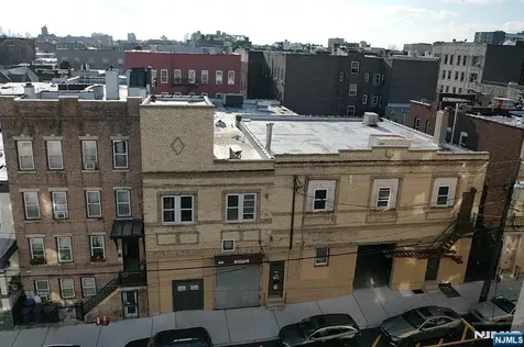 327 53rd Street West New York NJ 07093