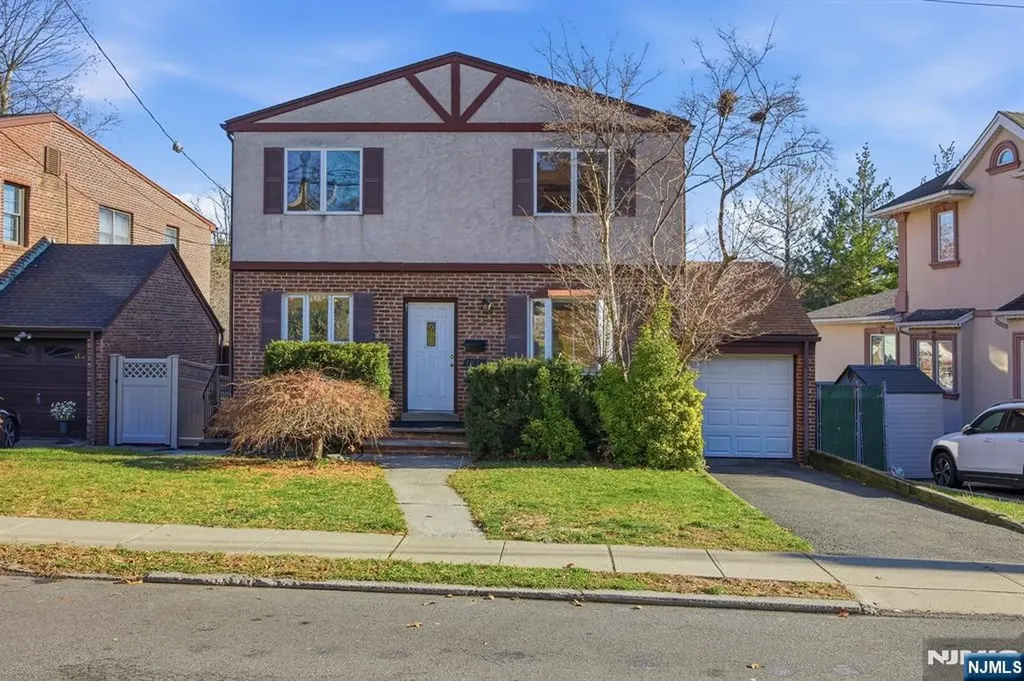 1026 Jassamine Way Fort Lee NJ 07024