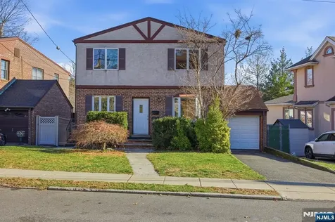 1026 Jassamine Way Fort Lee NJ 07024